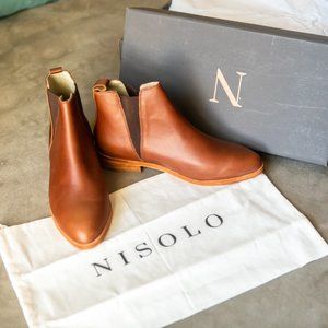 NIB Nisolo Chelsea Boots in Brandy Size 7